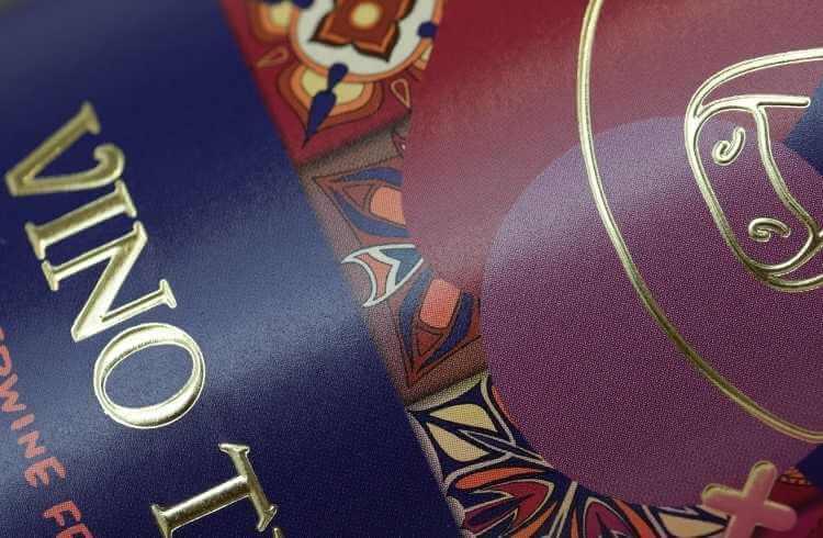 Etiketten-met-berschermende-lak