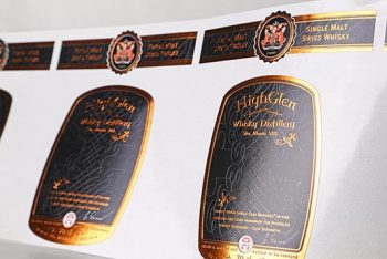 Whiskyetiket met hotfoil accenten van unieketiket