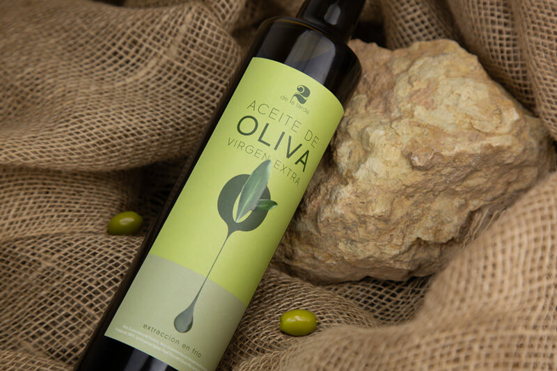 olivenoeletiketten
